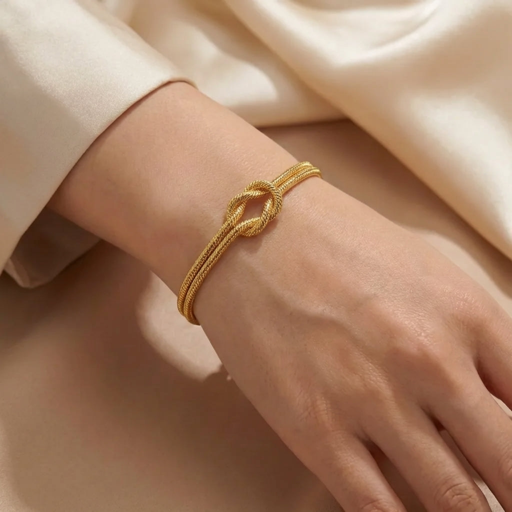 Golden Knot Bracelet